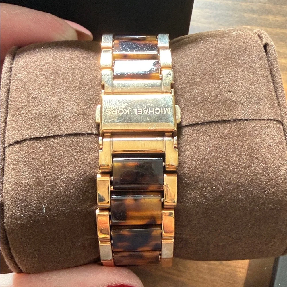 Michael Kors Rose Gold and Crystal Watch - Picture 4 of 8